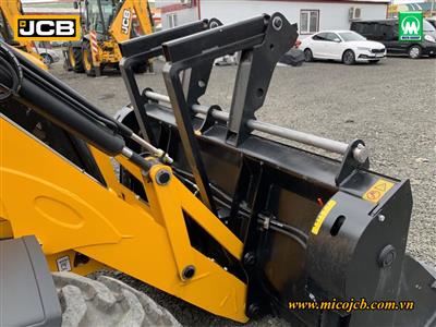 Xe xúc đào liên hợp JCB